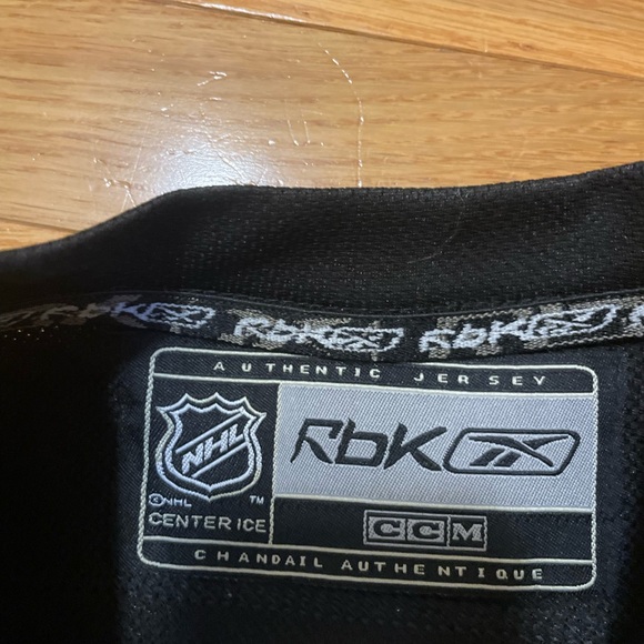 Official NHL Sidney Crosby Jersey from 2016 season WORN ONCE - Picture 4 of 7